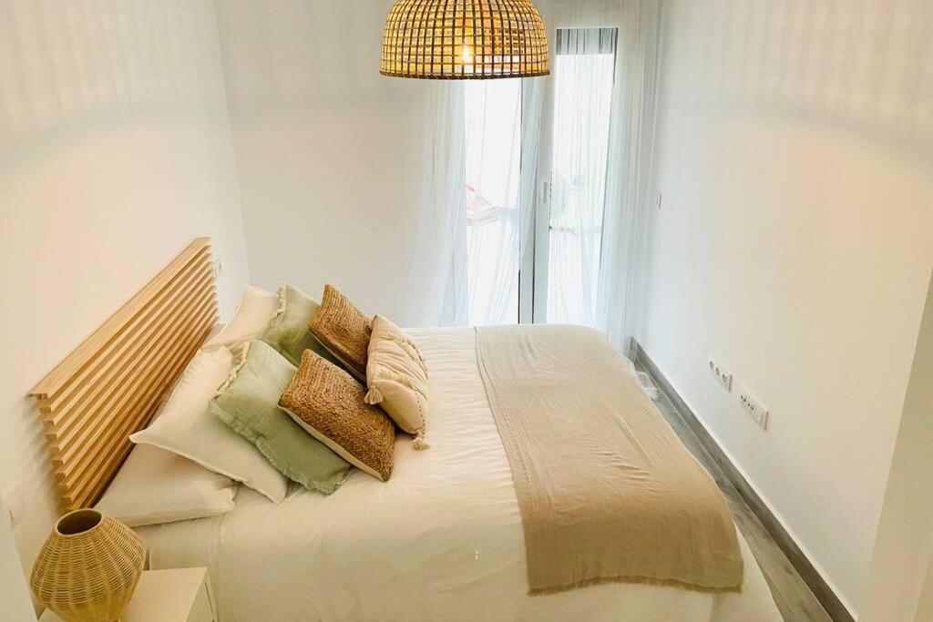 Precioso Apartamento Con Vistas Parciales, Garaje Y Piscina Тарифа Экстерьер фото
