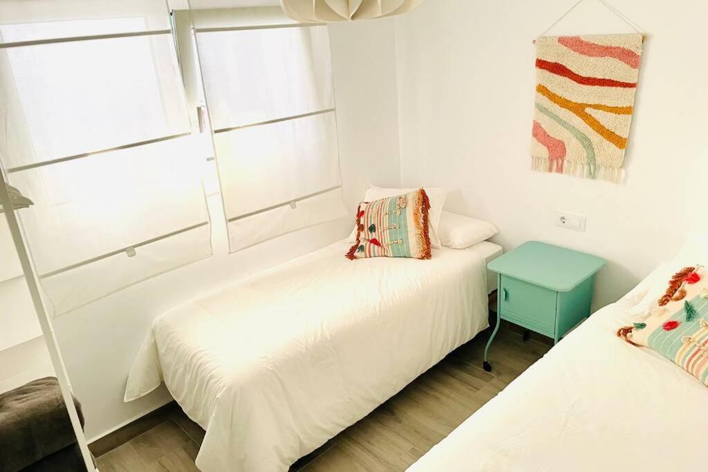 Precioso Apartamento Con Vistas Parciales, Garaje Y Piscina Тарифа Экстерьер фото