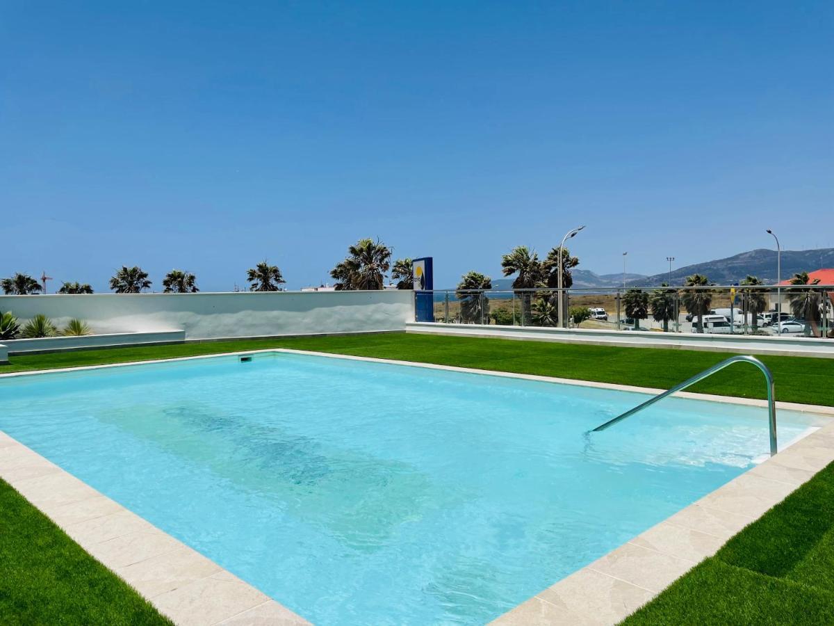 Precioso Apartamento Con Vistas Parciales, Garaje Y Piscina Тарифа Экстерьер фото